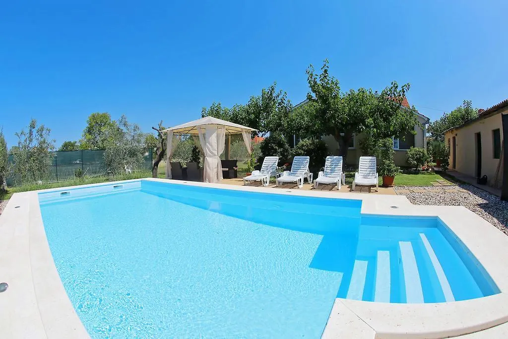 Holiday Home Frane Sukošan Chorvatsko
